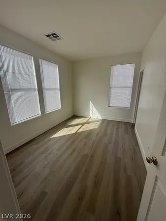 $1,895 | 4940 Droubay Drive, Las Vegas, NV 89122