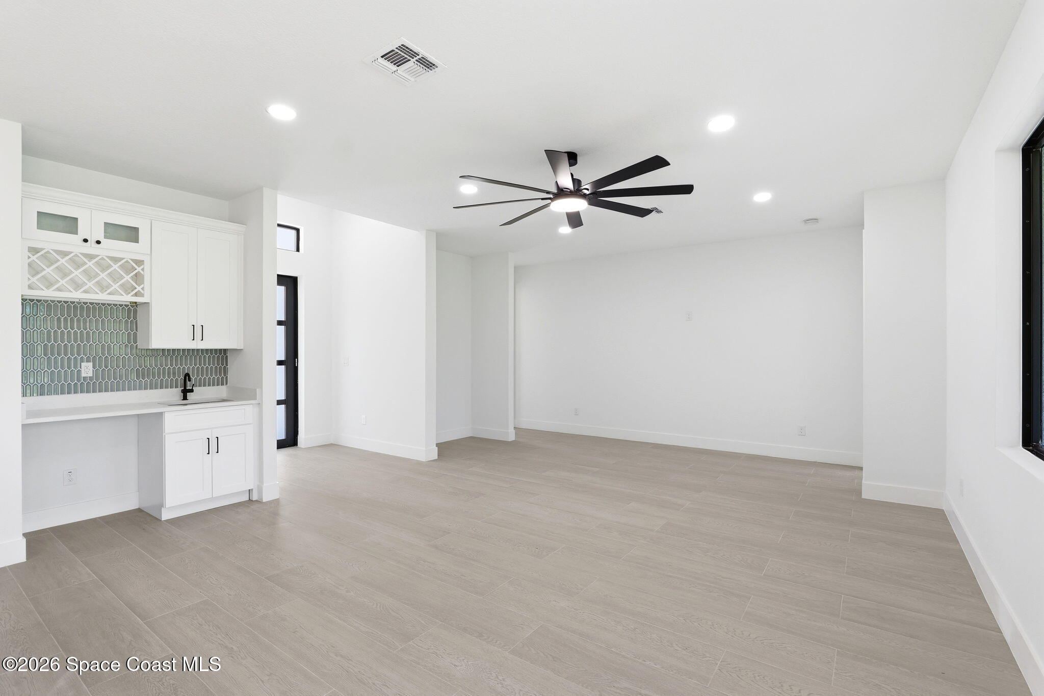 191 Titan Road Southeast Palm Bay, FL 32909 - Photo 14 of 46 15-web-or-mls-889_Reading_St_034