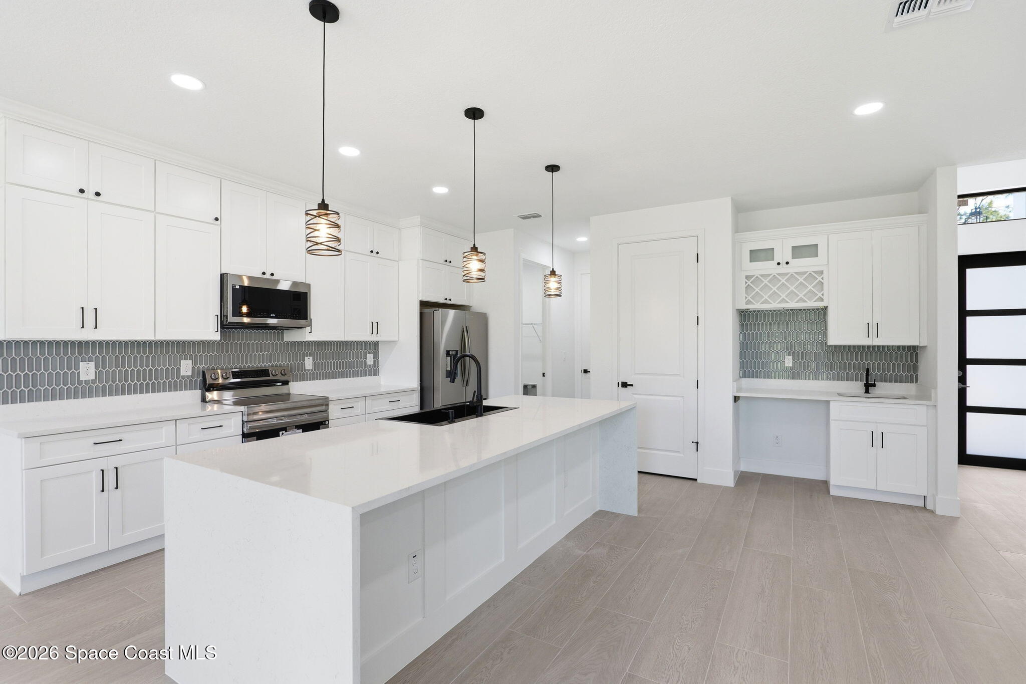 191 Titan Road Southeast Palm Bay, FL 32909 - Photo 9 of 46 10-web-or-mls-889_Reading_St_027