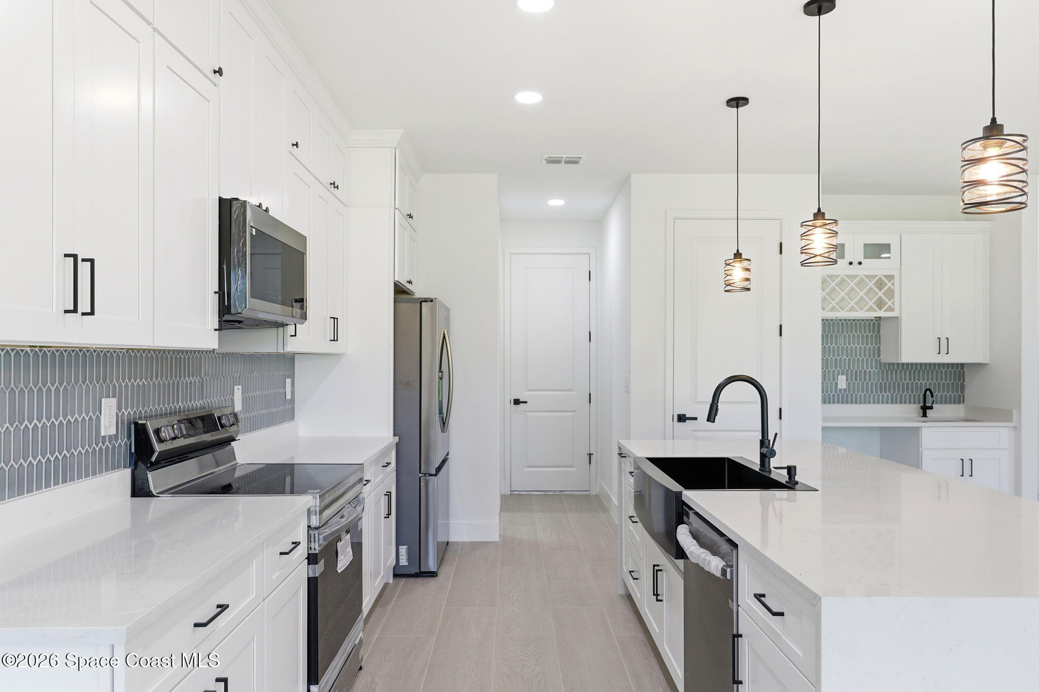 191 Titan Road Southeast Palm Bay, FL 32909 - Photo 10 of 46 11-web-or-mls-889_Reading_St_026