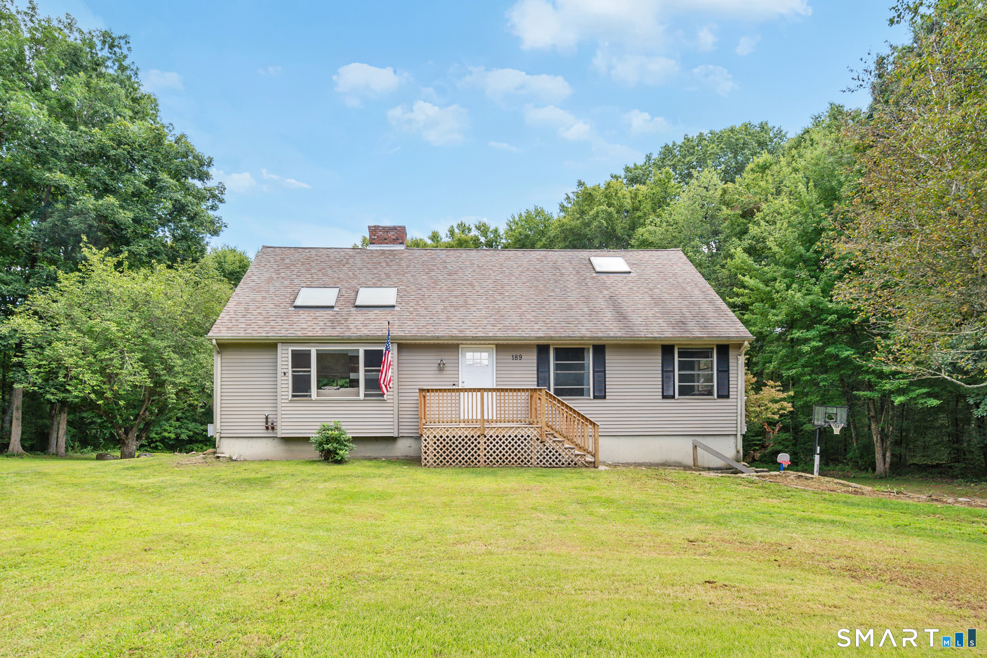 189 Flanders Road Bethlehem, CT 06751 - Photo 1 of 40 Gallery Image 1