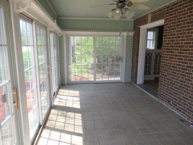 2 North Harlem Avenue Freeport, IL 61032 - Photo 16 of 34