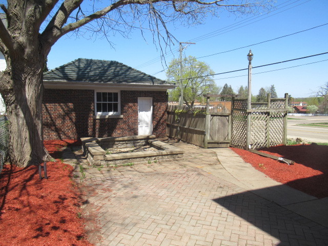 2 North Harlem Avenue Freeport, IL 61032 - Photo 32 of 34