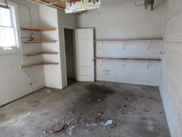 2 North Harlem Avenue Freeport, IL 61032 - Photo 33 of 34