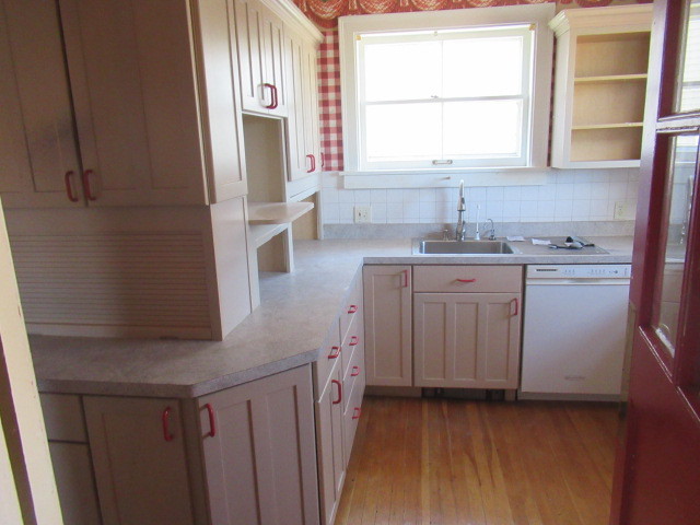 2 North Harlem Avenue Freeport, IL 61032 - Photo 9 of 34