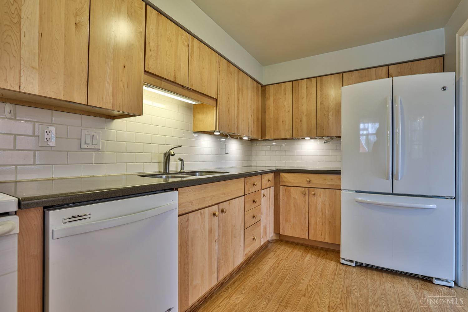 7900 Cooper Road Montgomery, OH 45242 - Photo 12 of 29