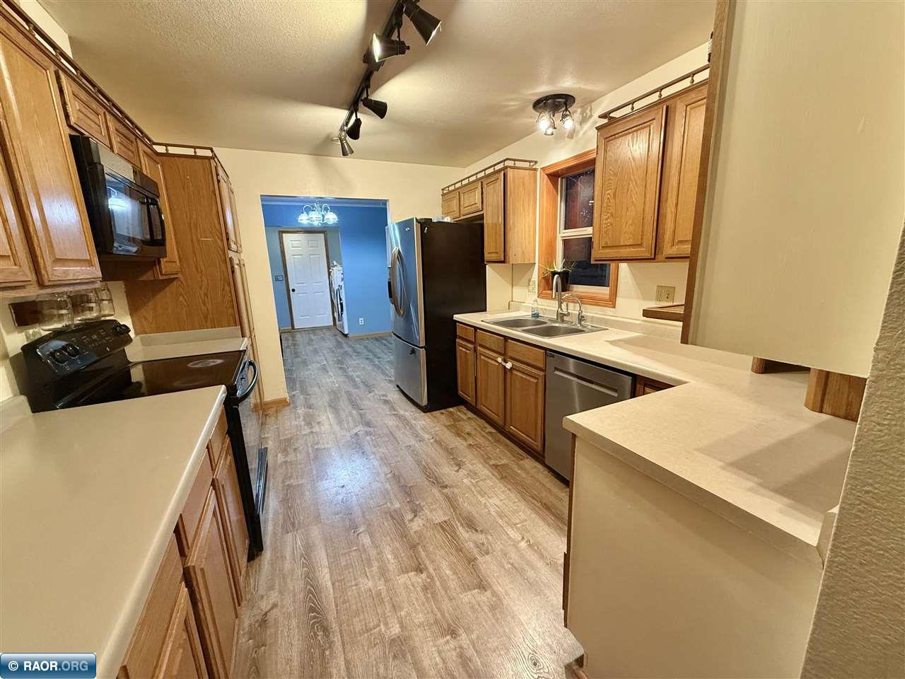 321 11th Avenue Southeast Elbow Lake, MN 56531 - Photo 8 of 46