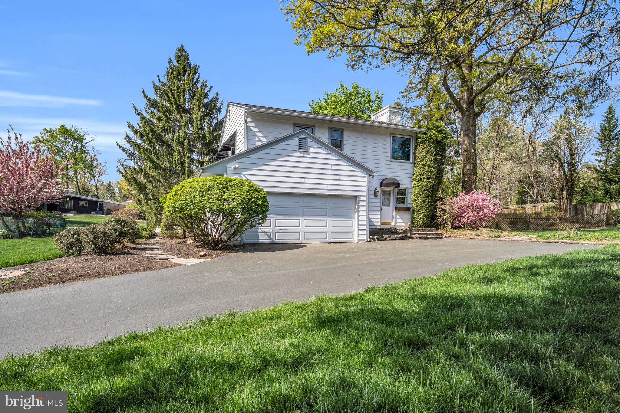 4536 Custer Drive Harrisburg, PA 17110 - Photo 49 of 53 a front view of a house with garden