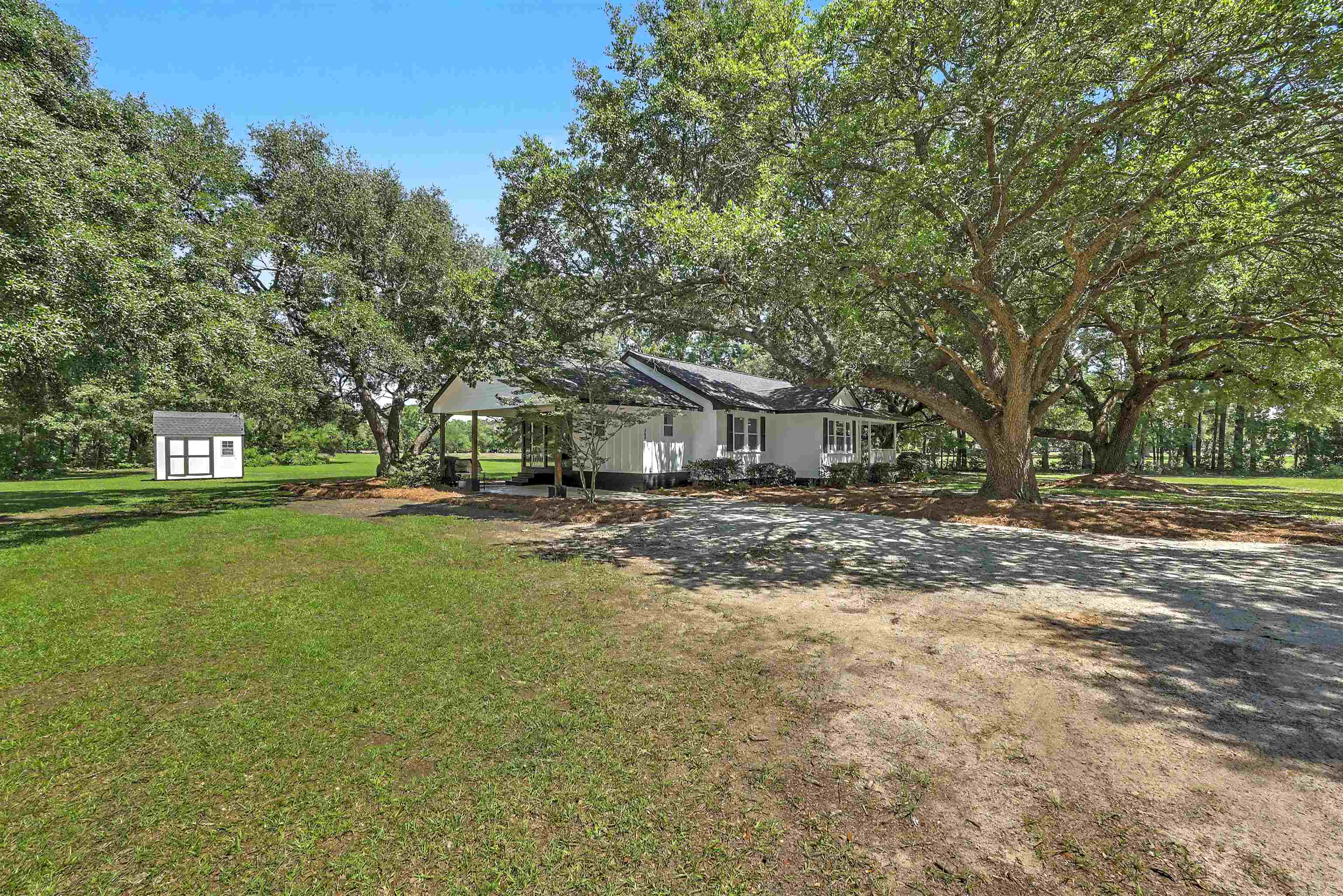 380 Morrisville Road Andrews, SC 29510 - Photo 2 of 54 Gallery Image 2