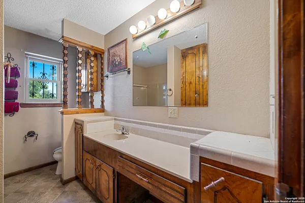 $625,000 | 1431 Highway 123, Karnes City, TX 78118