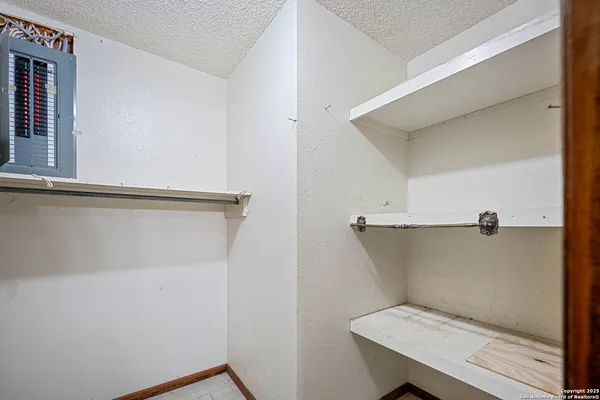 $625,000 | 1431 Highway 123, Karnes City, TX 78118