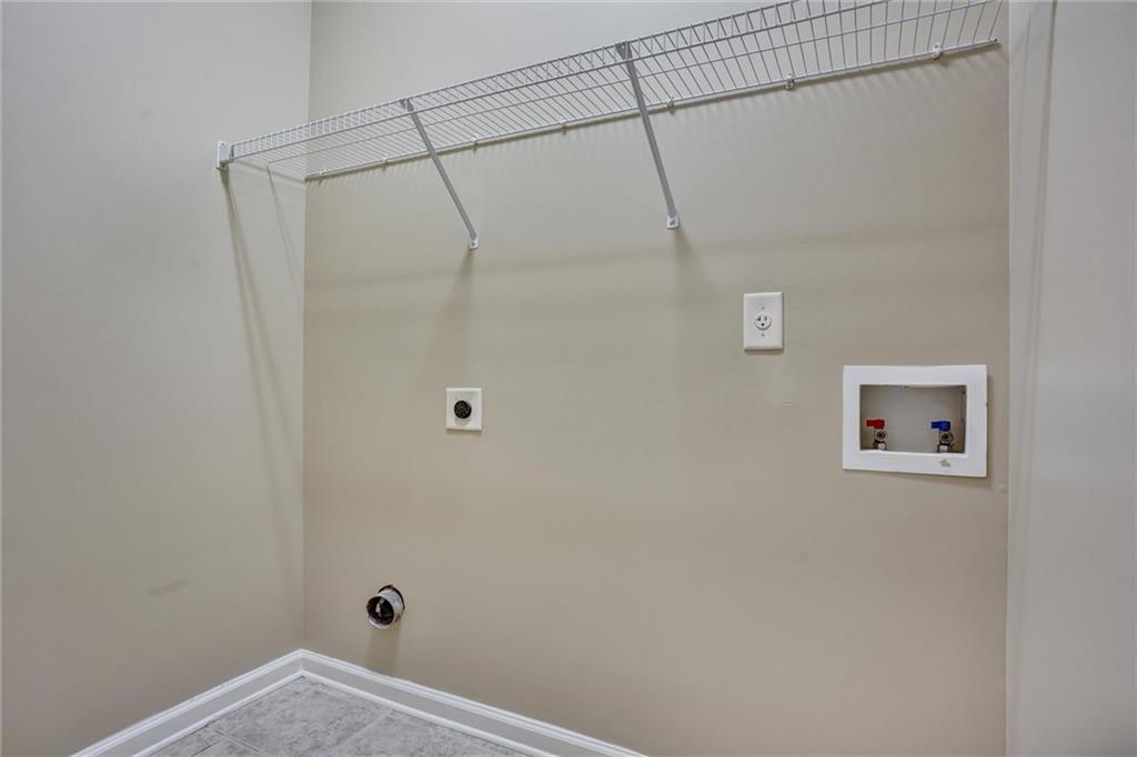 2443 Gatebury Circle Atlanta, GA 30341 - Photo 30 of 45 a view of a small space