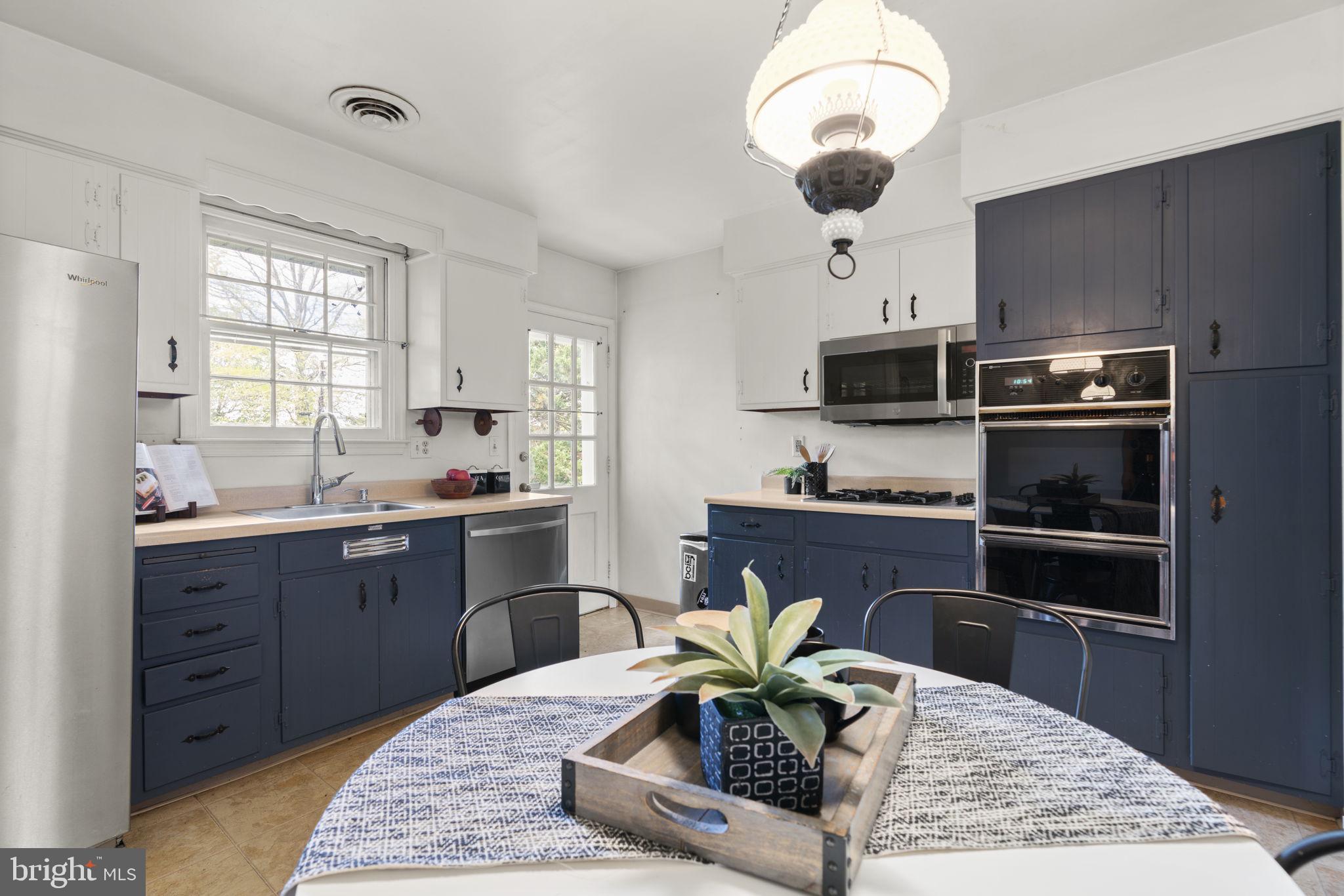 2209 Belleview Road Baltimore, MD 21228 - Photo 11 of 45 Gallery Image 11