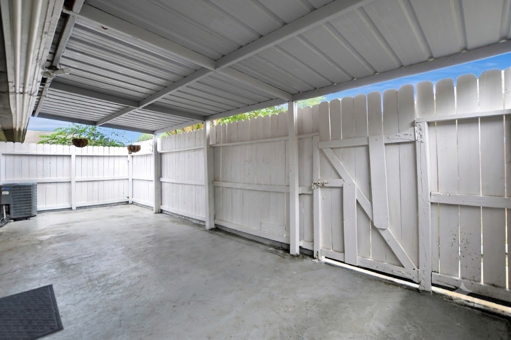 9436 Neuens Road, Unit 9436 Houston, TX 77080 - Photo 2 of 17 expansive covered patio