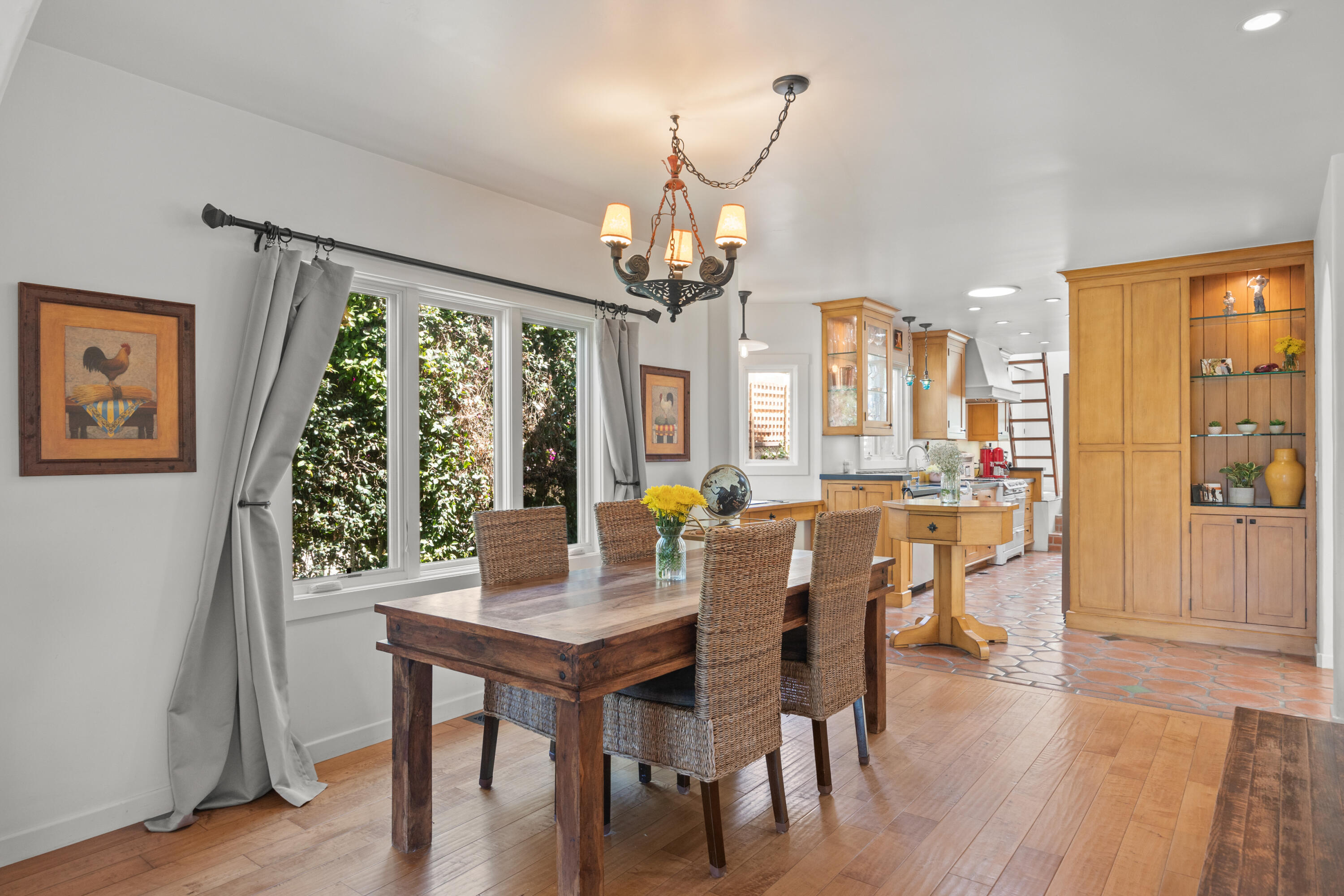 1723 Hillside Road Santa Barbara, CA 93101 - Photo 11 of 53 11