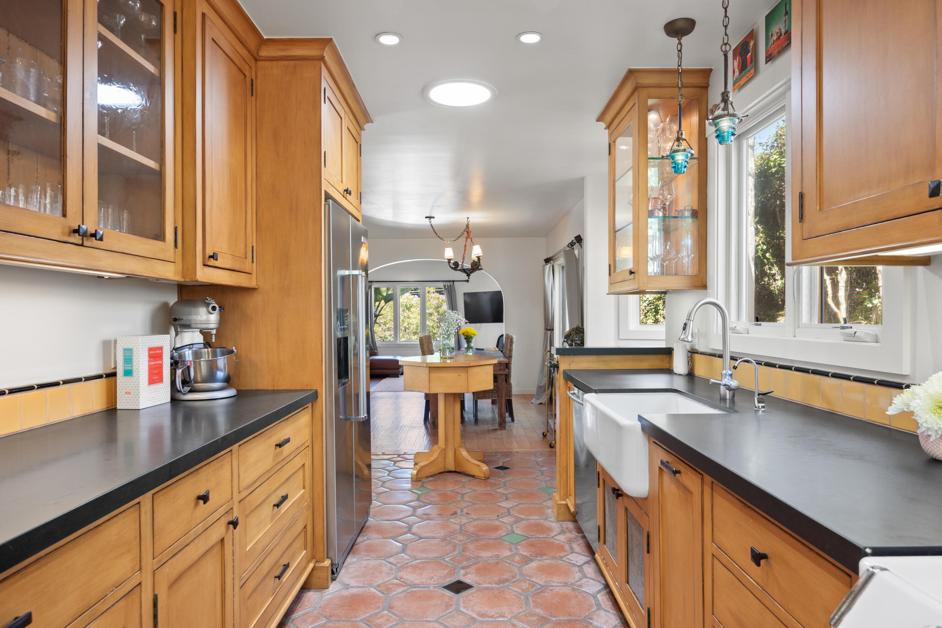 1723 Hillside Road Santa Barbara, CA 93101 - Photo 19 of 53 19