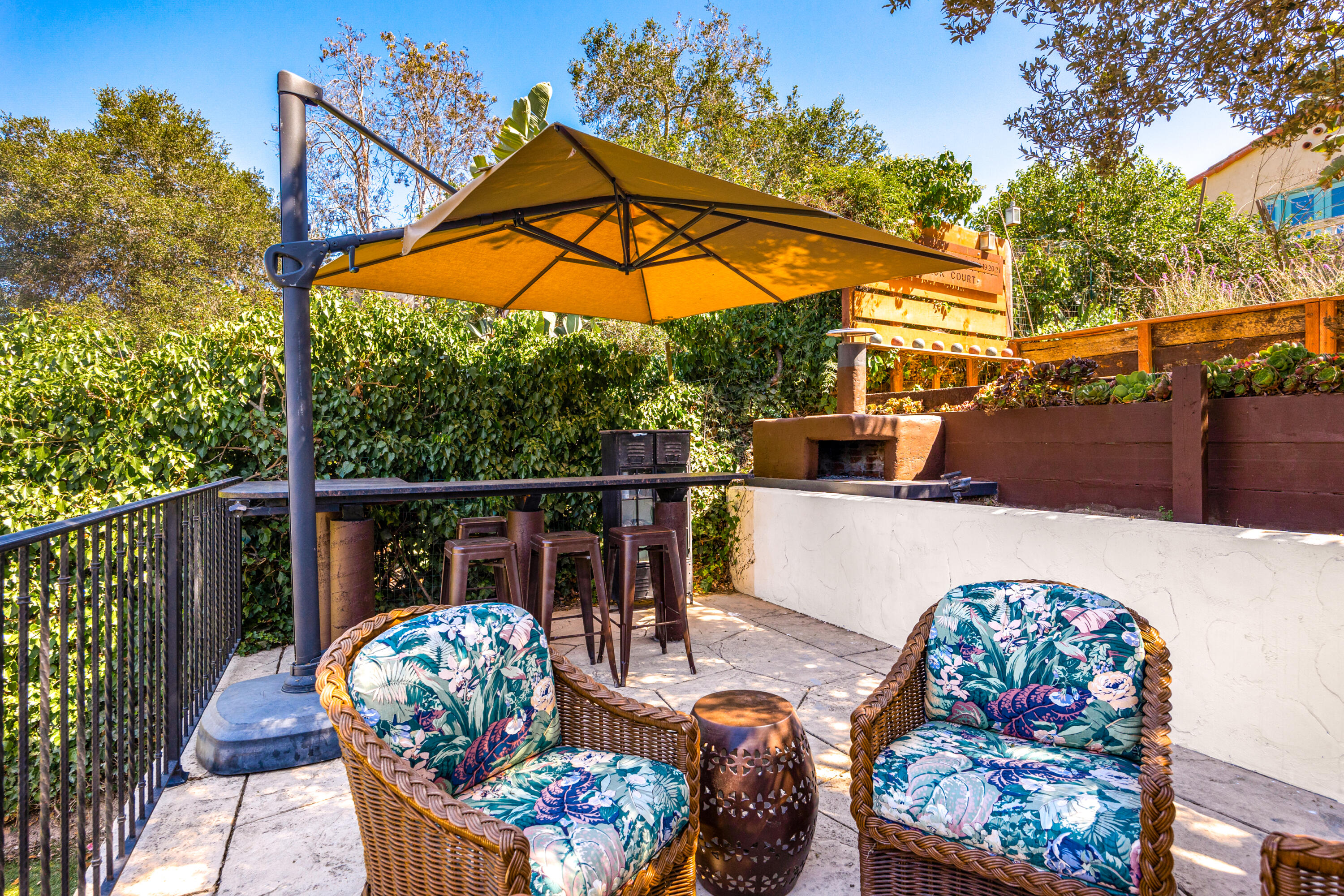 1723 Hillside Road Santa Barbara, CA 93101 - Photo 34 of 53 34