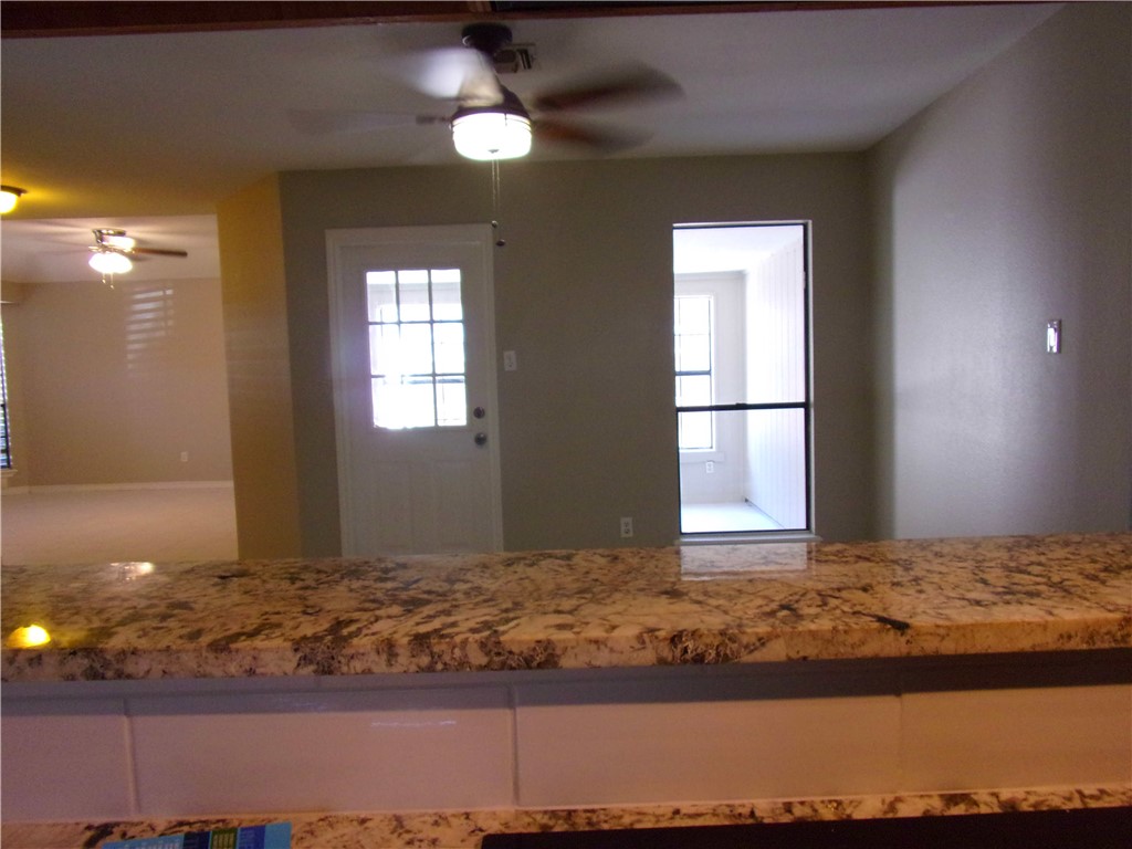 4217 Ridge View Drive Corpus Christi, TX 78413 - Photo 11 of 31