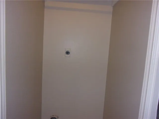 $1,900 | 4217 Ridge View Drive, Corpus Christi, TX 78413