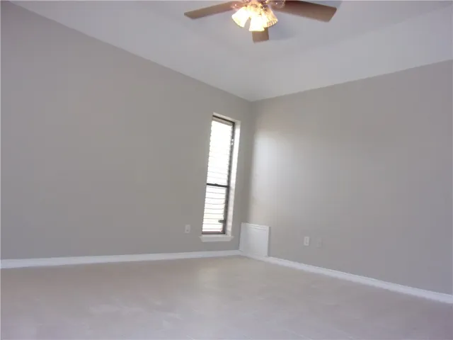 $1,900 | 4217 Ridge View Drive, Corpus Christi, TX 78413