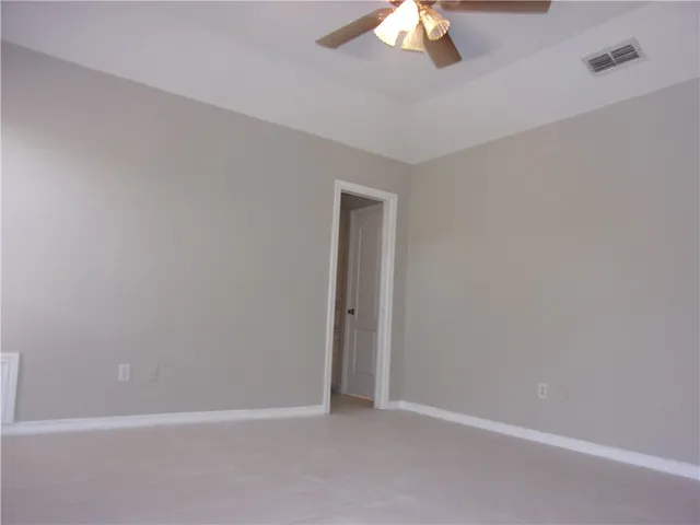 $1,900 | 4217 Ridge View Drive, Corpus Christi, TX 78413