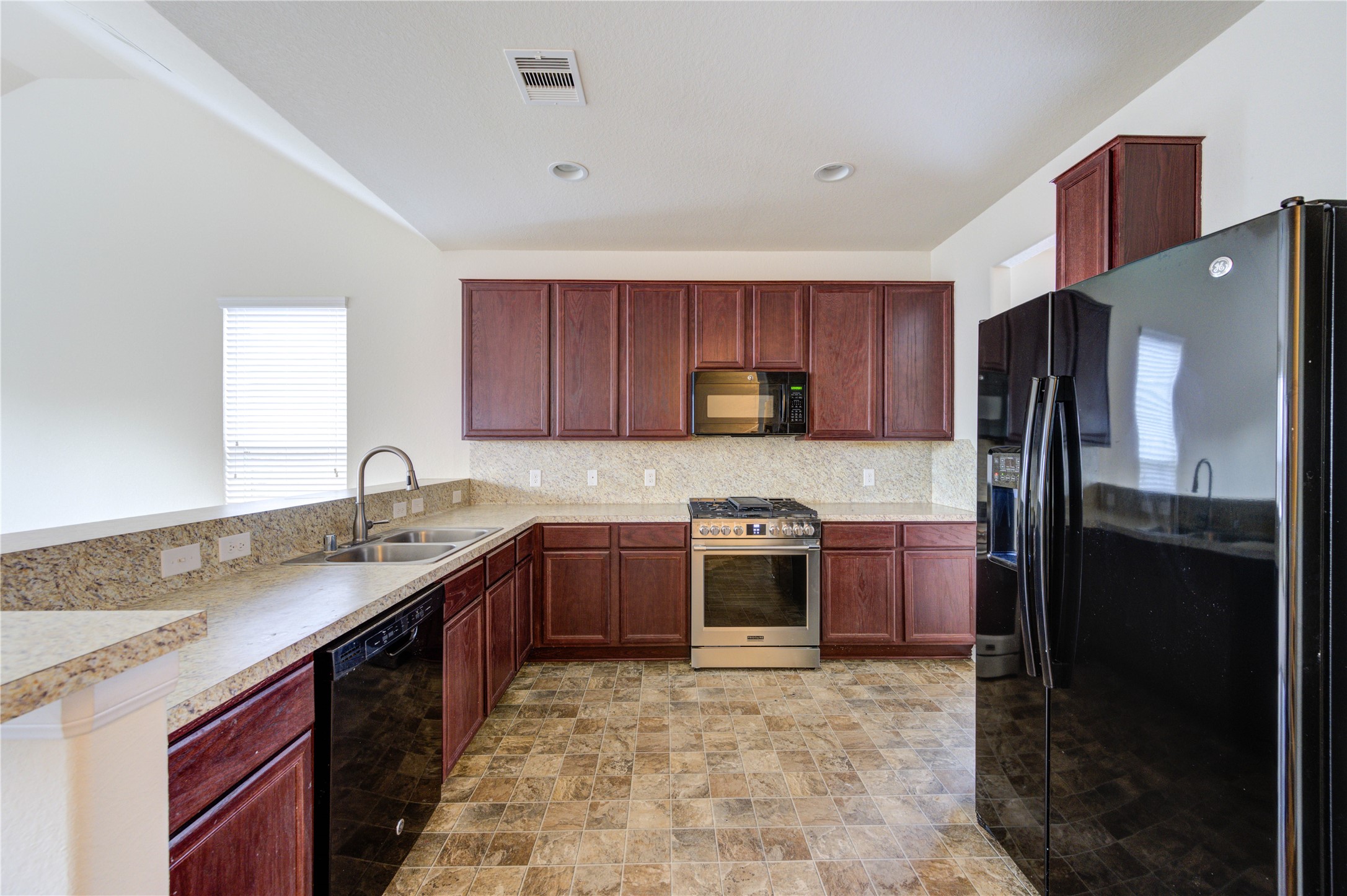 3210 Thicket Path Way Katy, TX 77493 - Photo 16 of 48