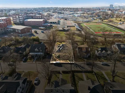 a picture of city view