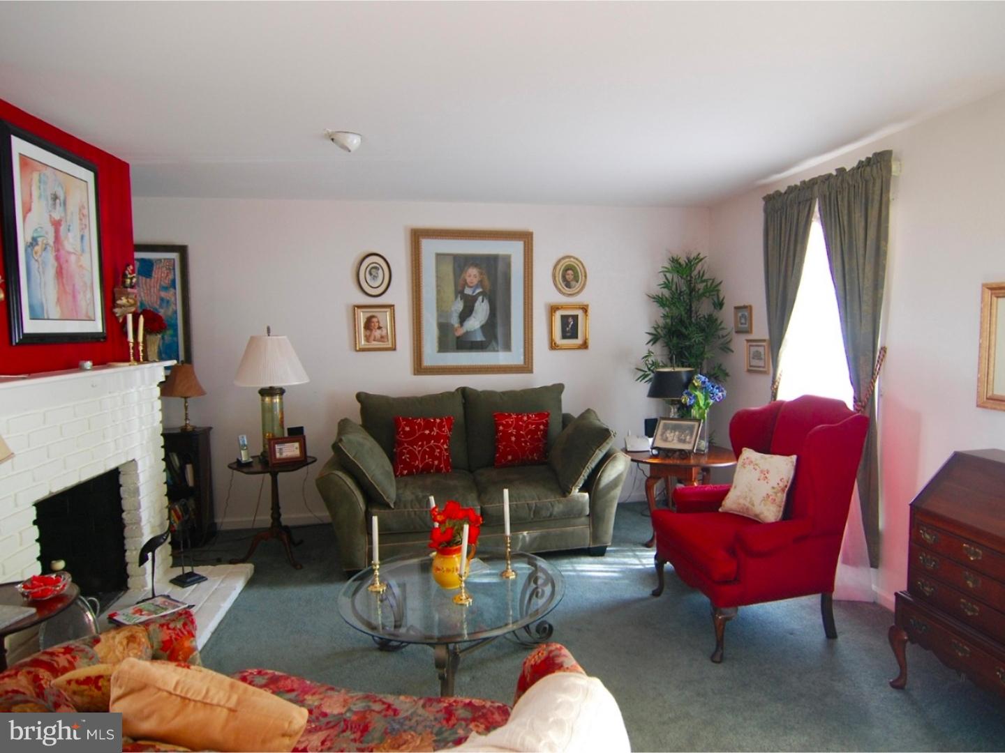 8 Independence Way Doylestown, PA 18901 - Photo 3 of 14 Living Room