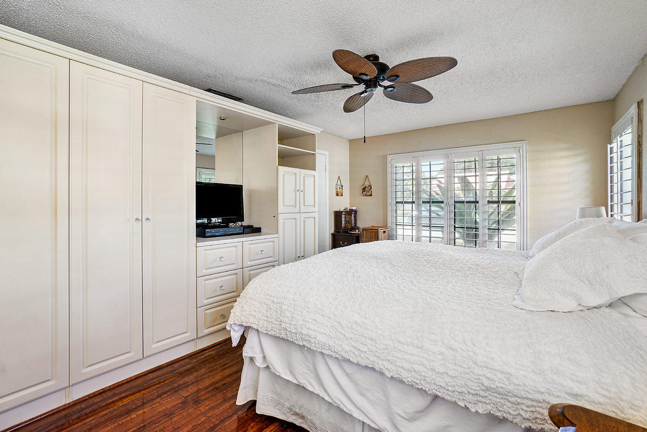 2366 Northwest 30th Road Boca Raton, FL 33431 - Photo 16 of 34 019-2366NW30thRd-BocaRaton-FL-small