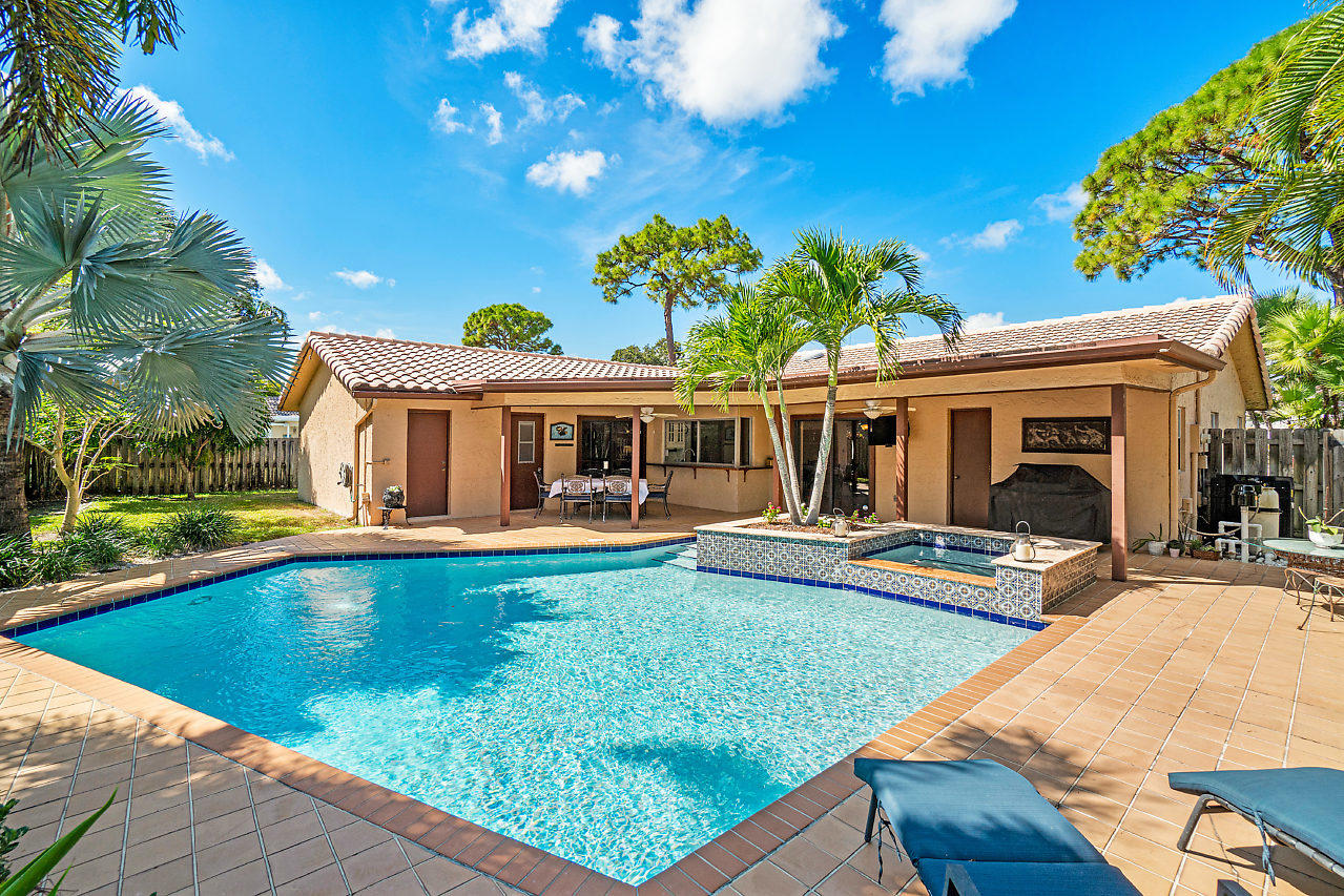 2366 Northwest 30th Road Boca Raton, FL 33431 - Photo 28 of 34 028-2366NW30thRd-BocaRaton-FL-small