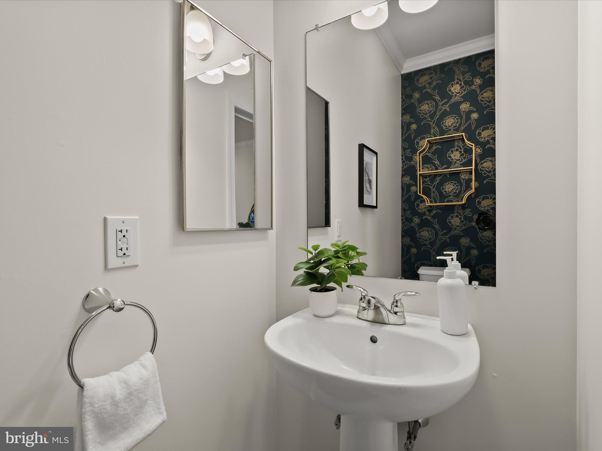 1335 Cooksie Street Baltimore, MD 21230 - Photo 18 of 46 Half Bathroom