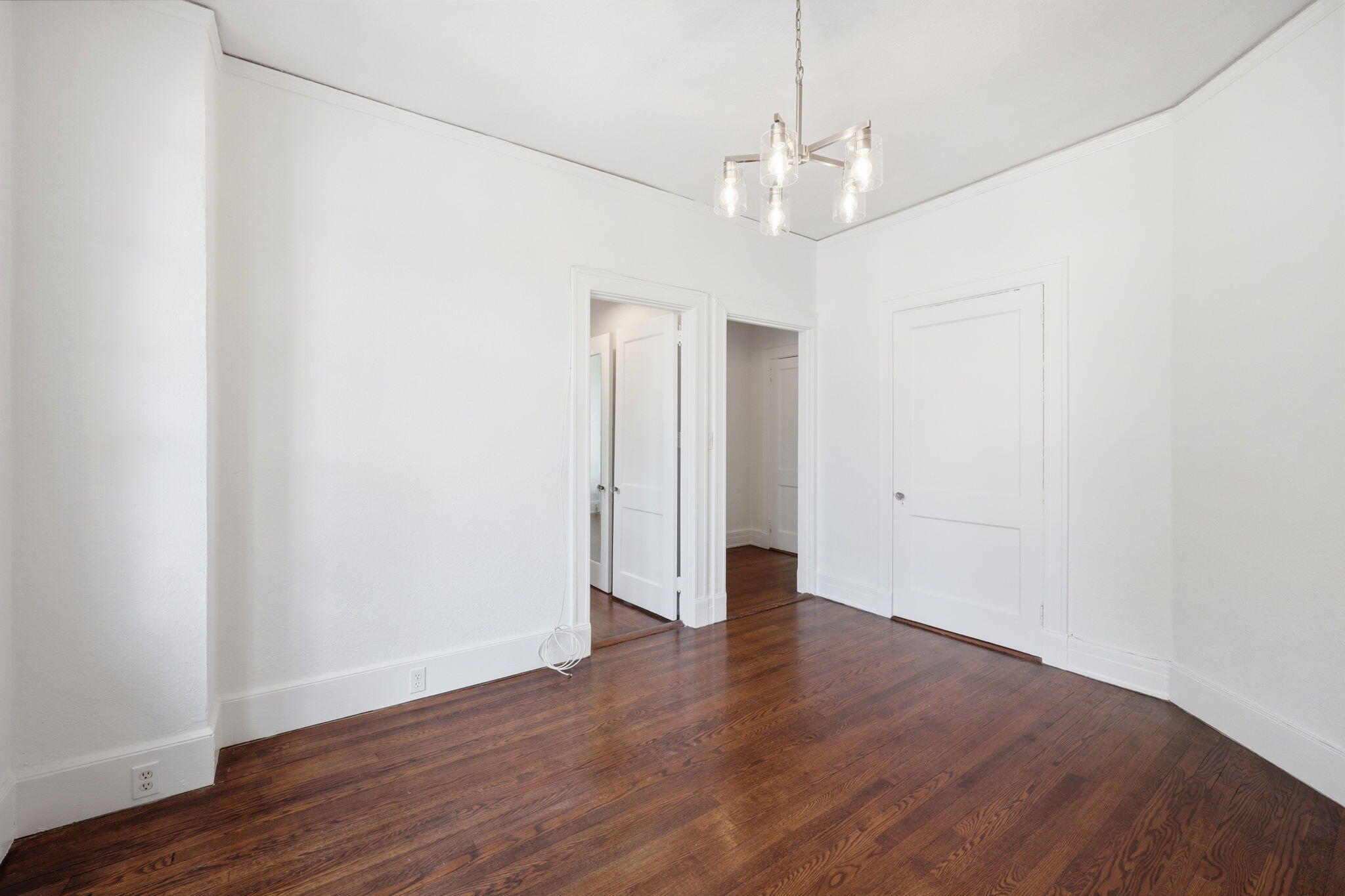 63 Rutledge Avenue, Unit 26 Charleston, SC 29401 - Photo 13 of 33 Living