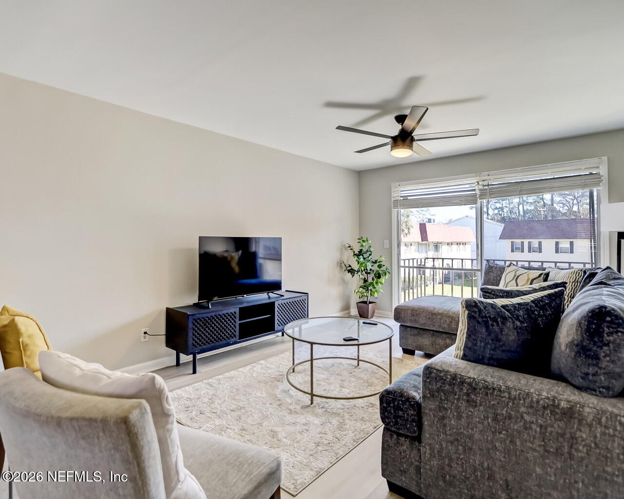 1551 El Camino Road, Unit 4 Jacksonville, FL 32216 - Photo 13 of 37 Sue Wilson Photography Jacksonville (6)W