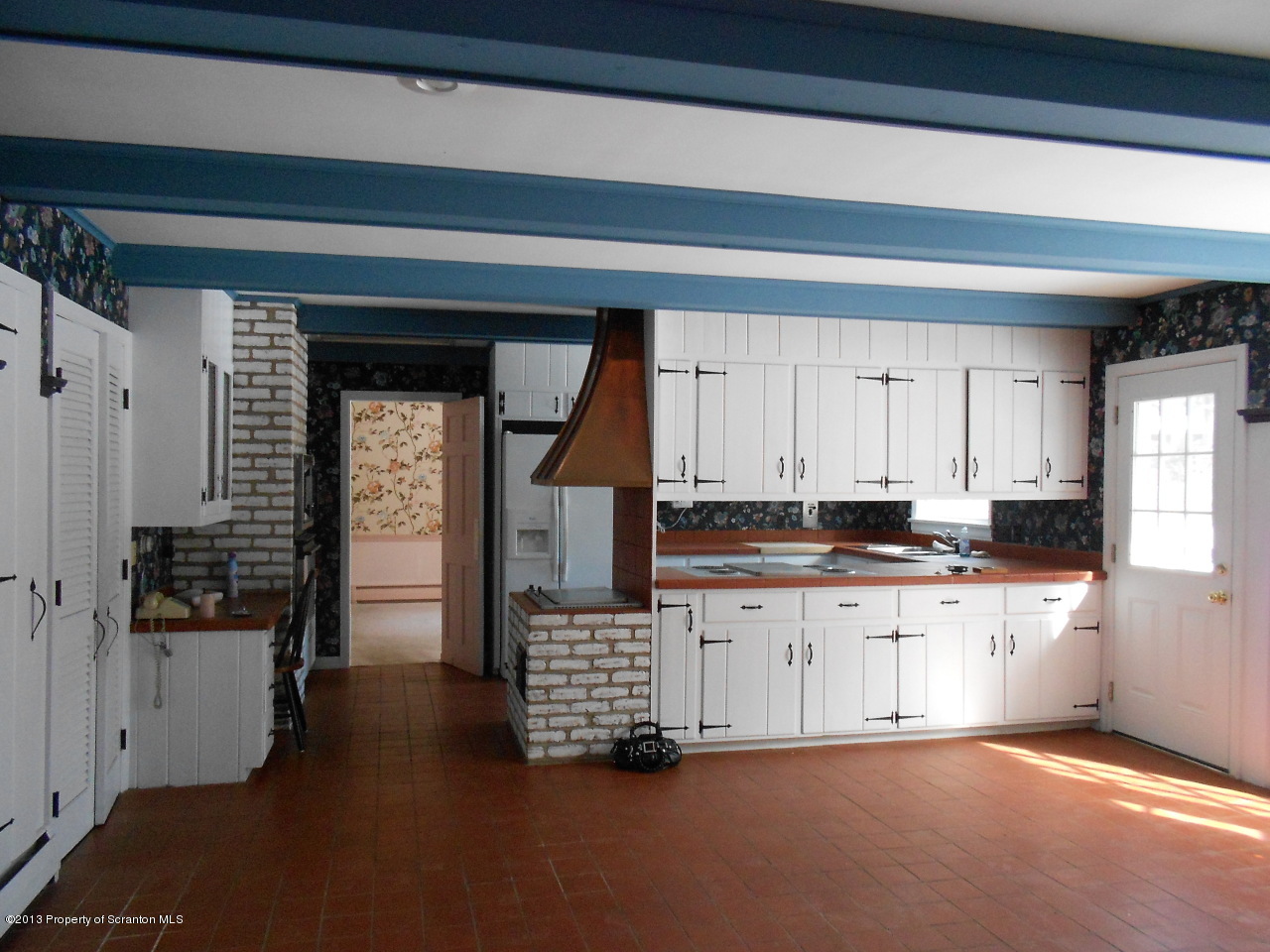 106 Overlook Road Clarks Summit, PA 18411 - Photo 9 of 31 Gallery Image 9