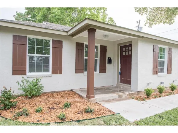 $2,950 | 3553 Mission Street, Fort Worth, TX 76109