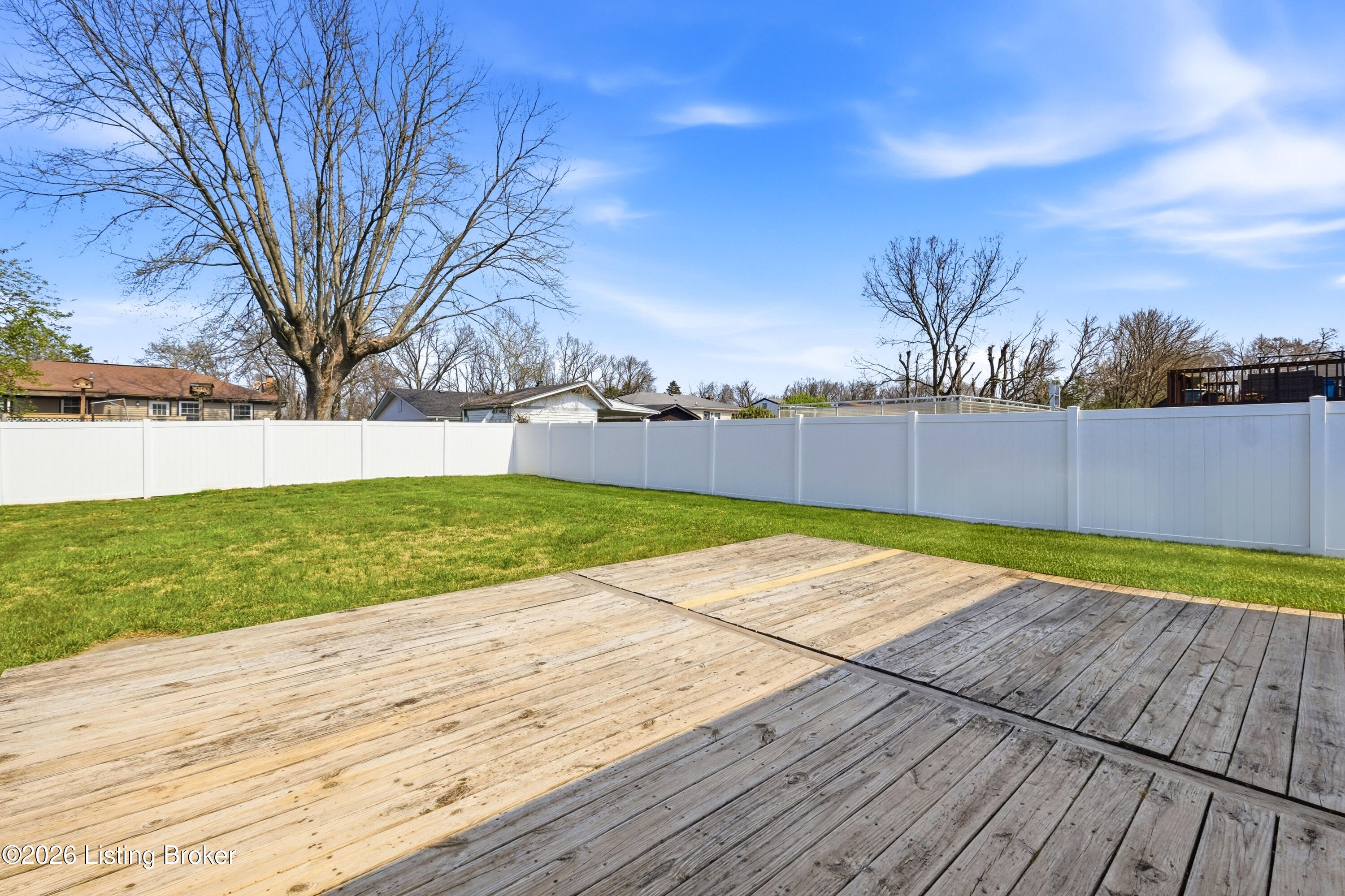 6305 Linstead Road Louisville, KY 40228 - Photo 30 of 51 33_6305linstead_louisvillerealestatemedi