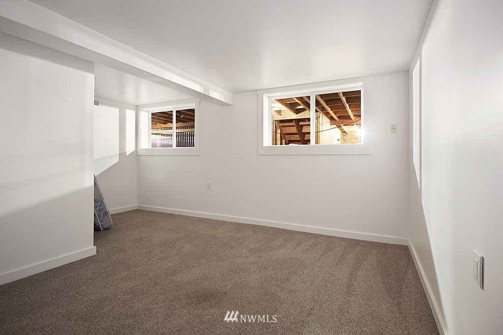 724 14th Way Southwest Edmonds, WA 98020 - Photo 19 of 24 Gallery Image 19