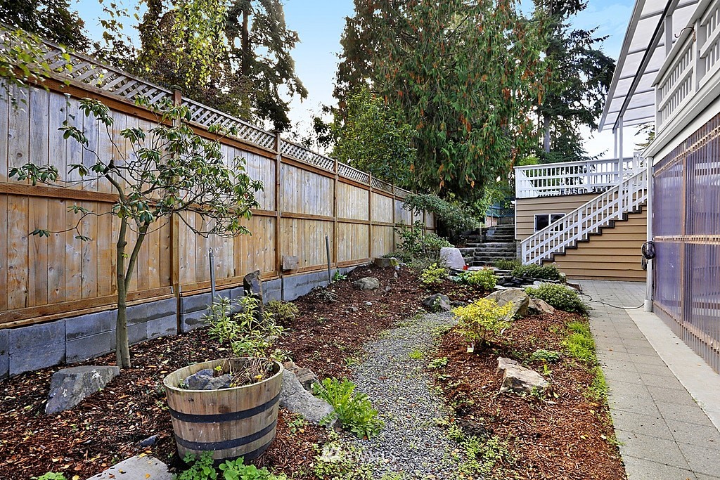 724 14th Way Southwest Edmonds, WA 98020 - Photo 23 of 24 Gallery Image 23