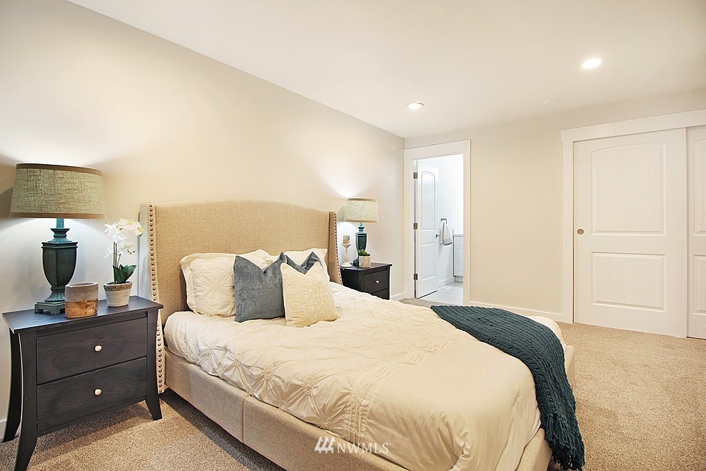 724 14th Way Southwest Edmonds, WA 98020 - Photo 10 of 24 Gallery Image 10