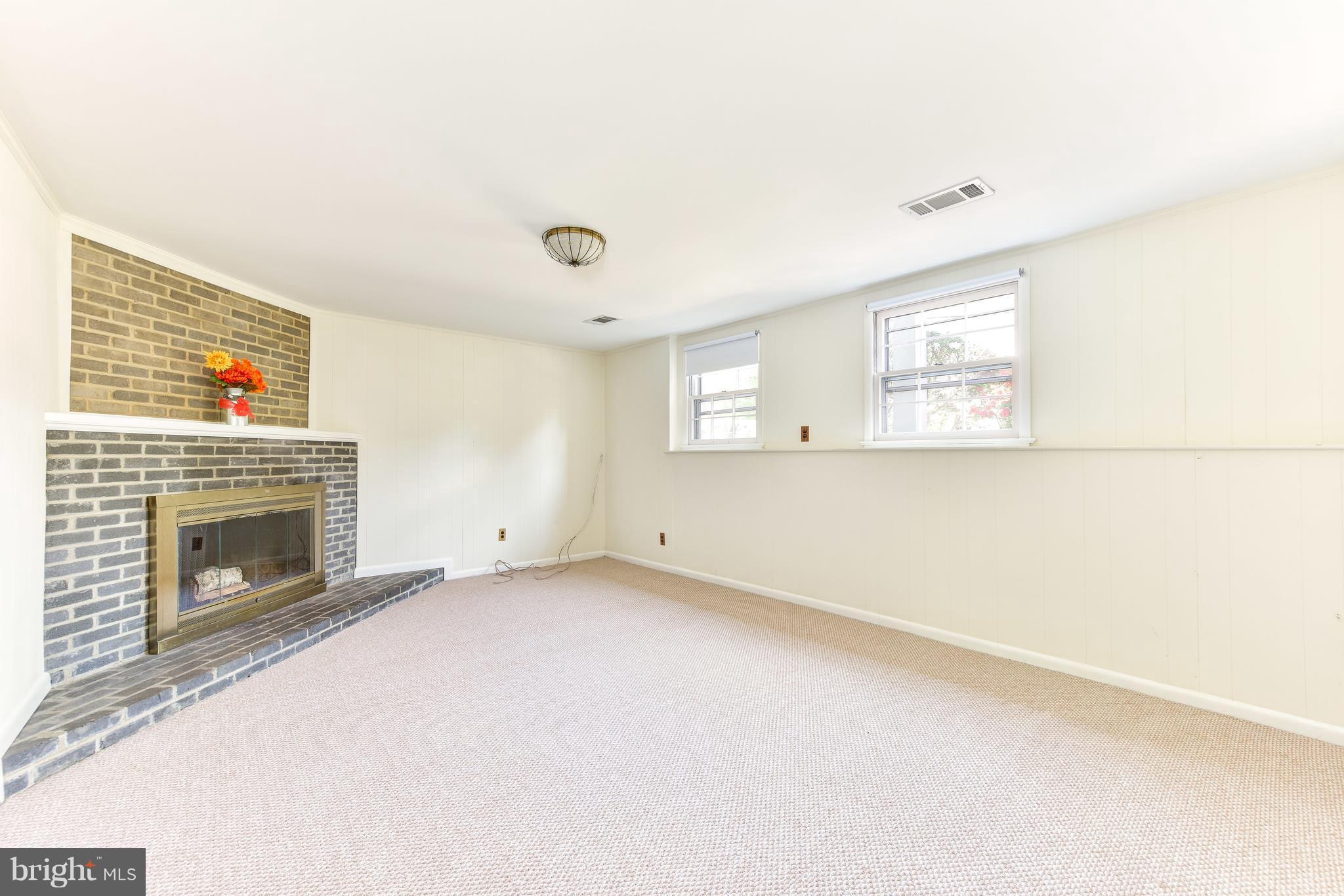 2620 Culpeper Road Alexandria, VA 22308 - Photo 22 of 30 Family Room