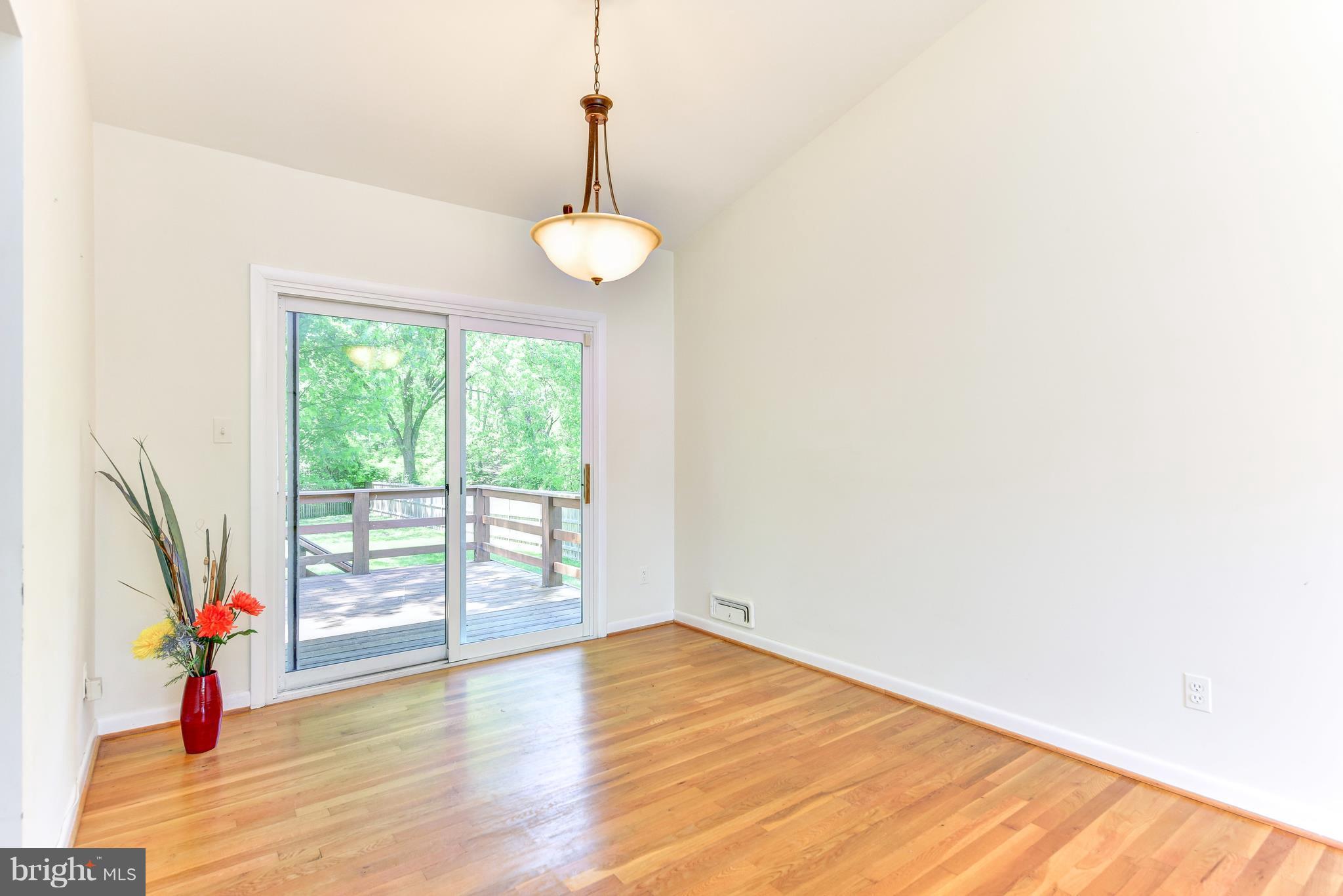 2620 Culpeper Road Alexandria, VA 22308 - Photo 6 of 30 Dining Room