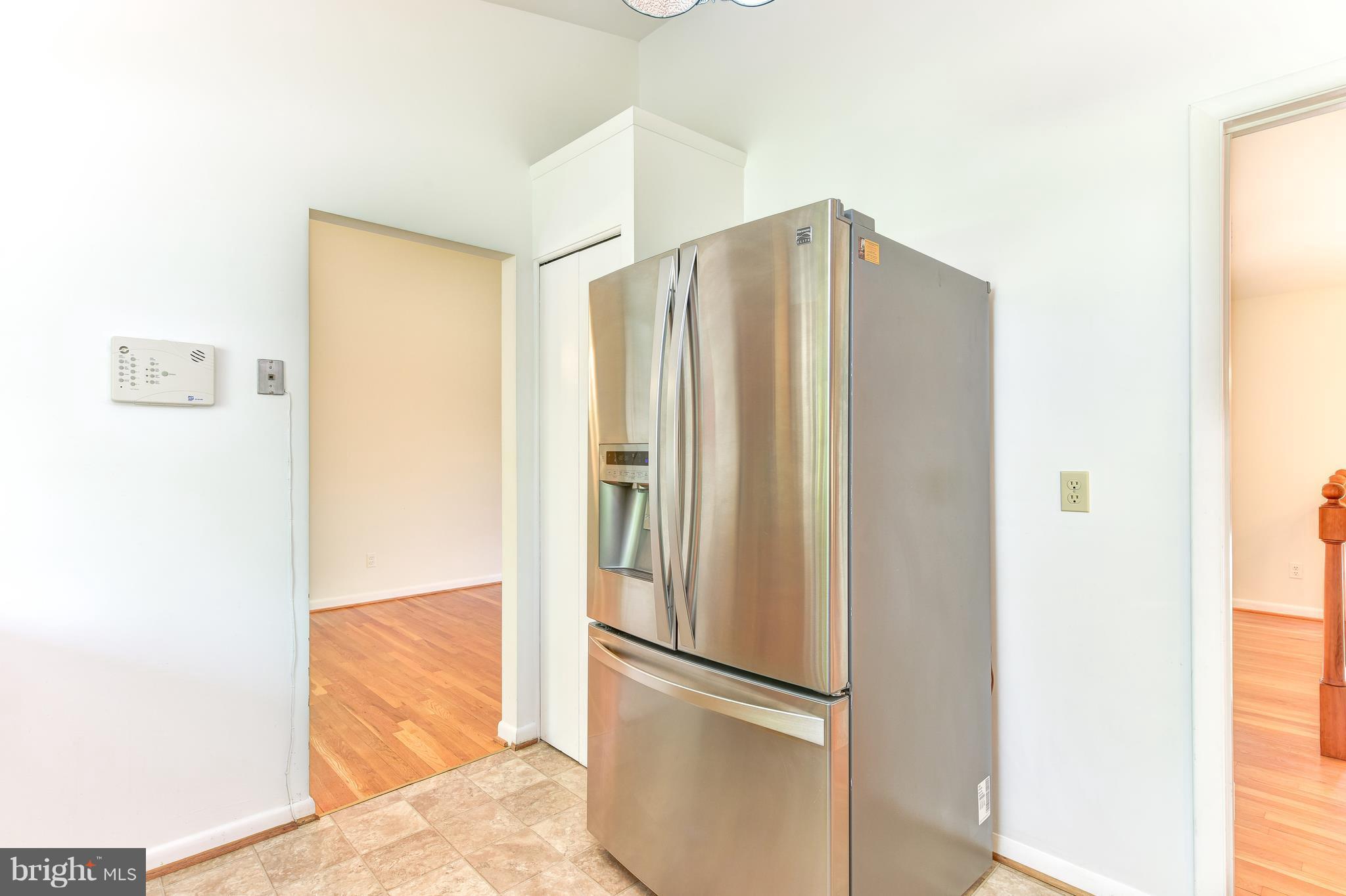 2620 Culpeper Road Alexandria, VA 22308 - Photo 9 of 30 High end refrigerator