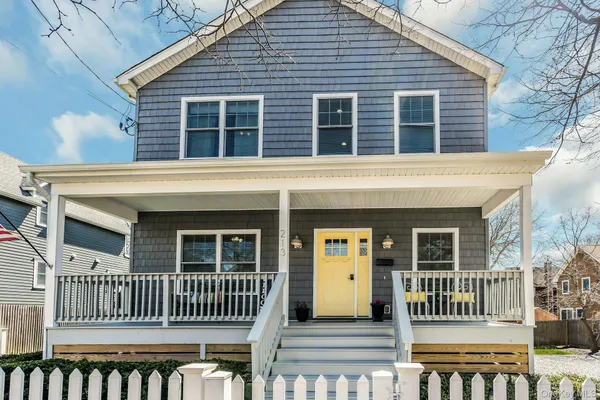 $1,675,000 | 215 North Street, Greenport, NY 11944