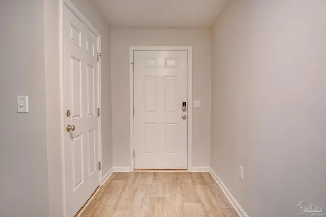 $1,845 | 7818 Lakeside Oaks Drive, Pensacola, FL 32526