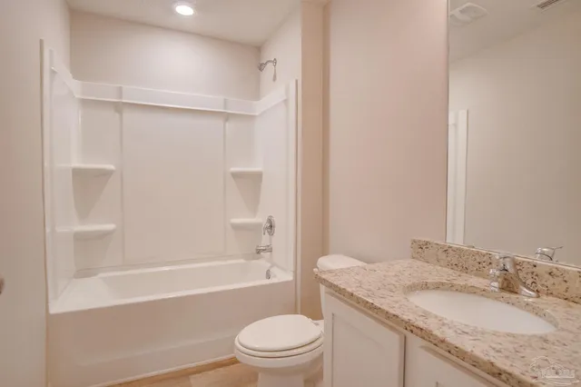 $1,845 | 7818 Lakeside Oaks Drive, Pensacola, FL 32526