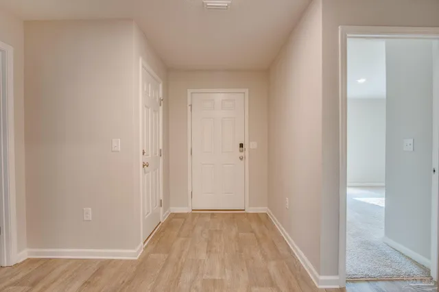 $1,845 | 7818 Lakeside Oaks Drive, Pensacola, FL 32526