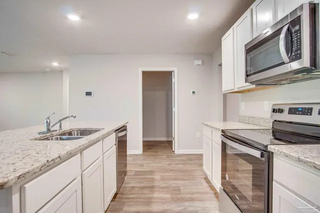 $1,845 | 7818 Lakeside Oaks Drive, Pensacola, FL 32526