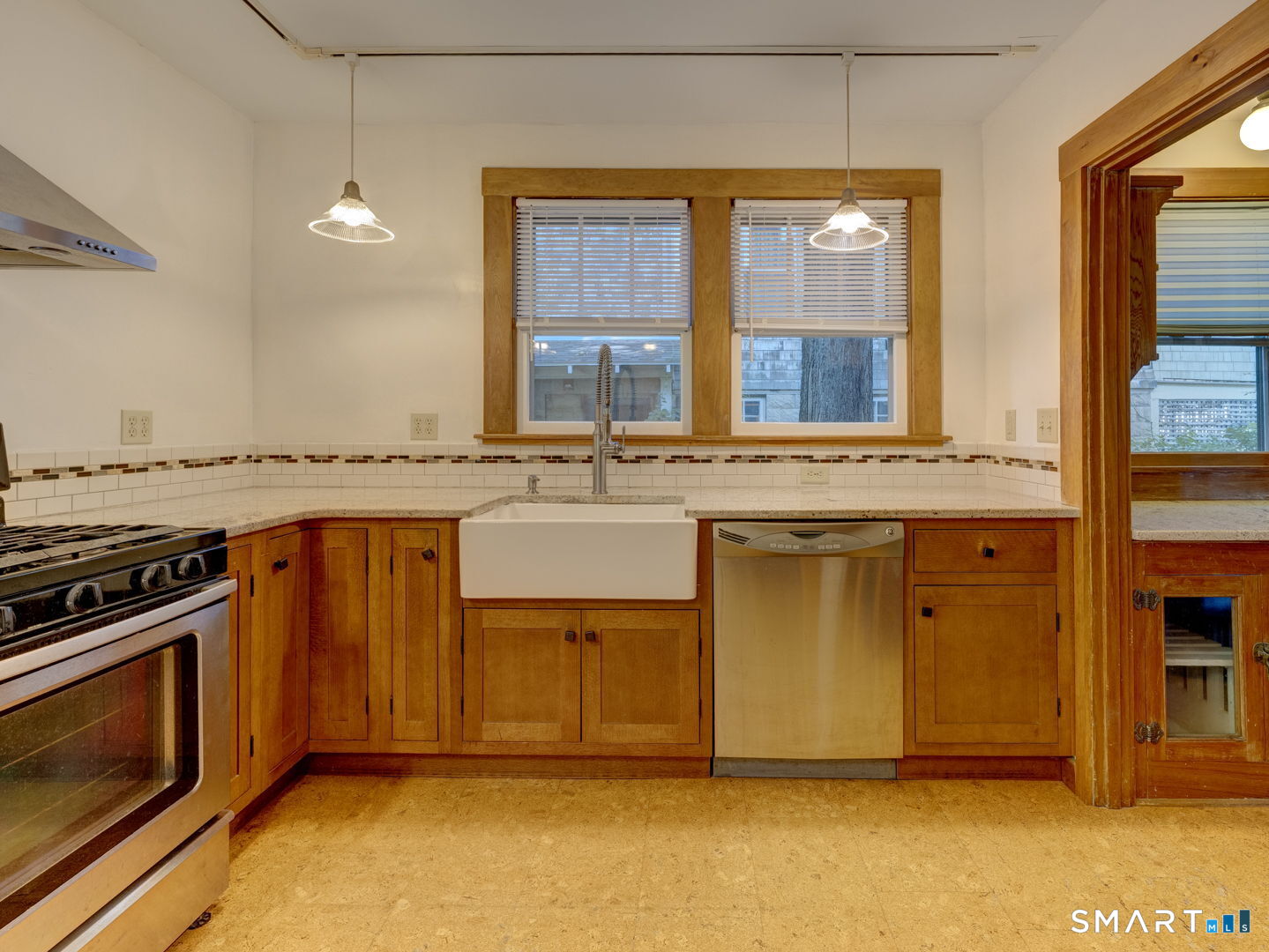 64 Chestnut Street Windham, CT 06226 - Photo 11 of 39