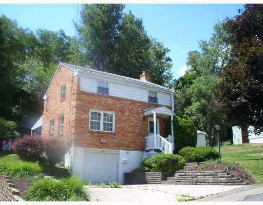 126 Kaylor Road Pittsburgh, PA 15237 - Photo 2 of 7 Exterior Front.