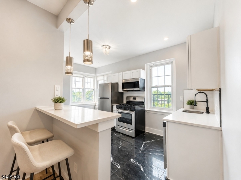1 Dewitt Road, Unit 404 Elizabeth, NJ 07208 - Photo 1 of 17 Gallery Image 1